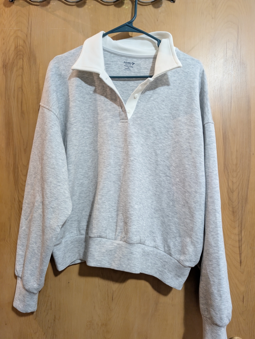 Old Navy Heather Gray Pullover Sweatshirt with White Collar